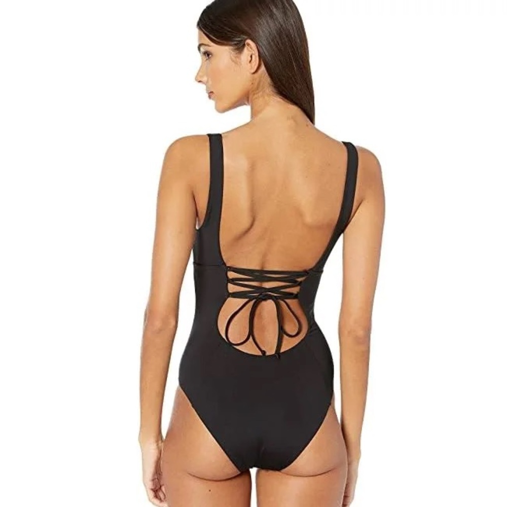 Becca Colour Code Square Neck One Piece Swimsuit Brown size Small